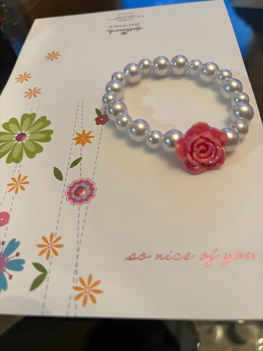 Pearl and rose bracelet